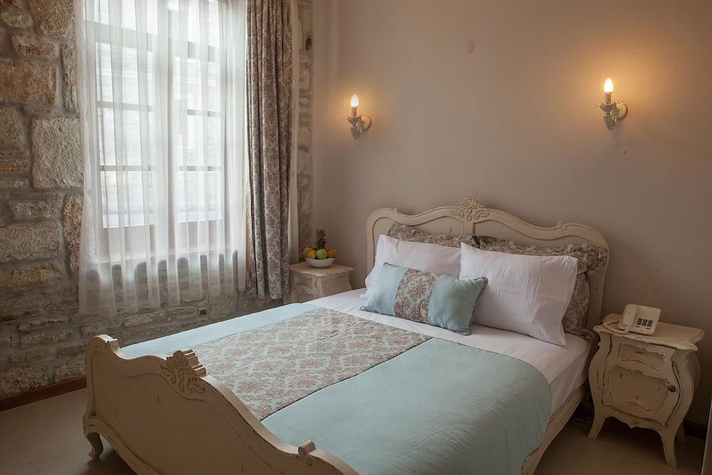 La Petra Hotel Измир Экстерьер фото