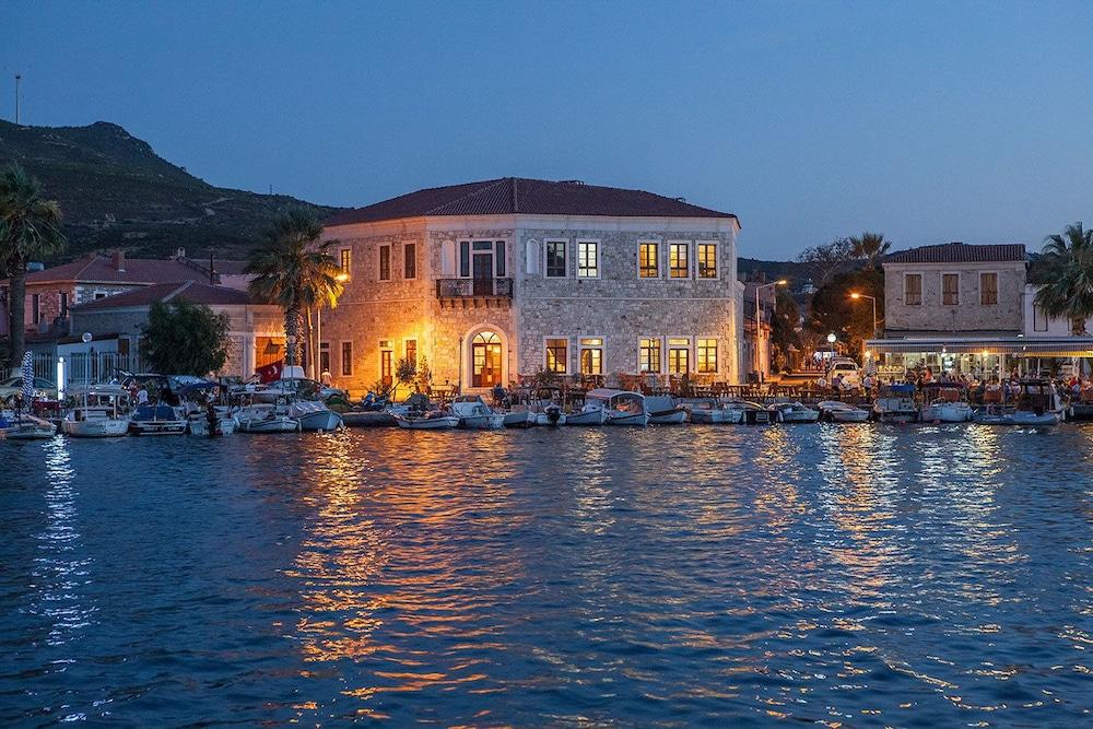 La Petra Hotel Измир Экстерьер фото