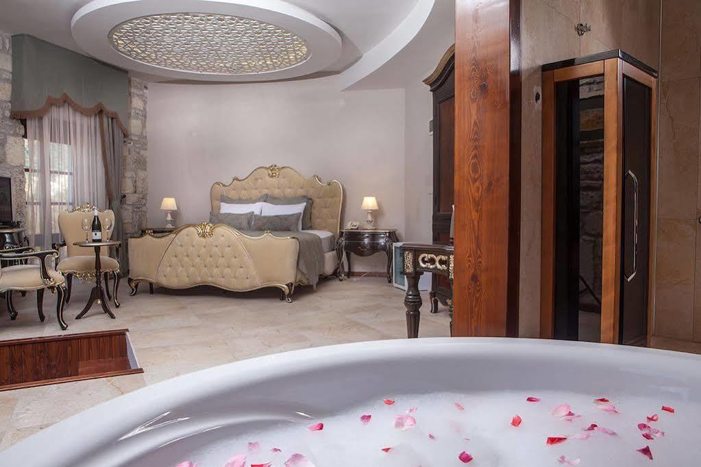 La Petra Hotel Измир Экстерьер фото